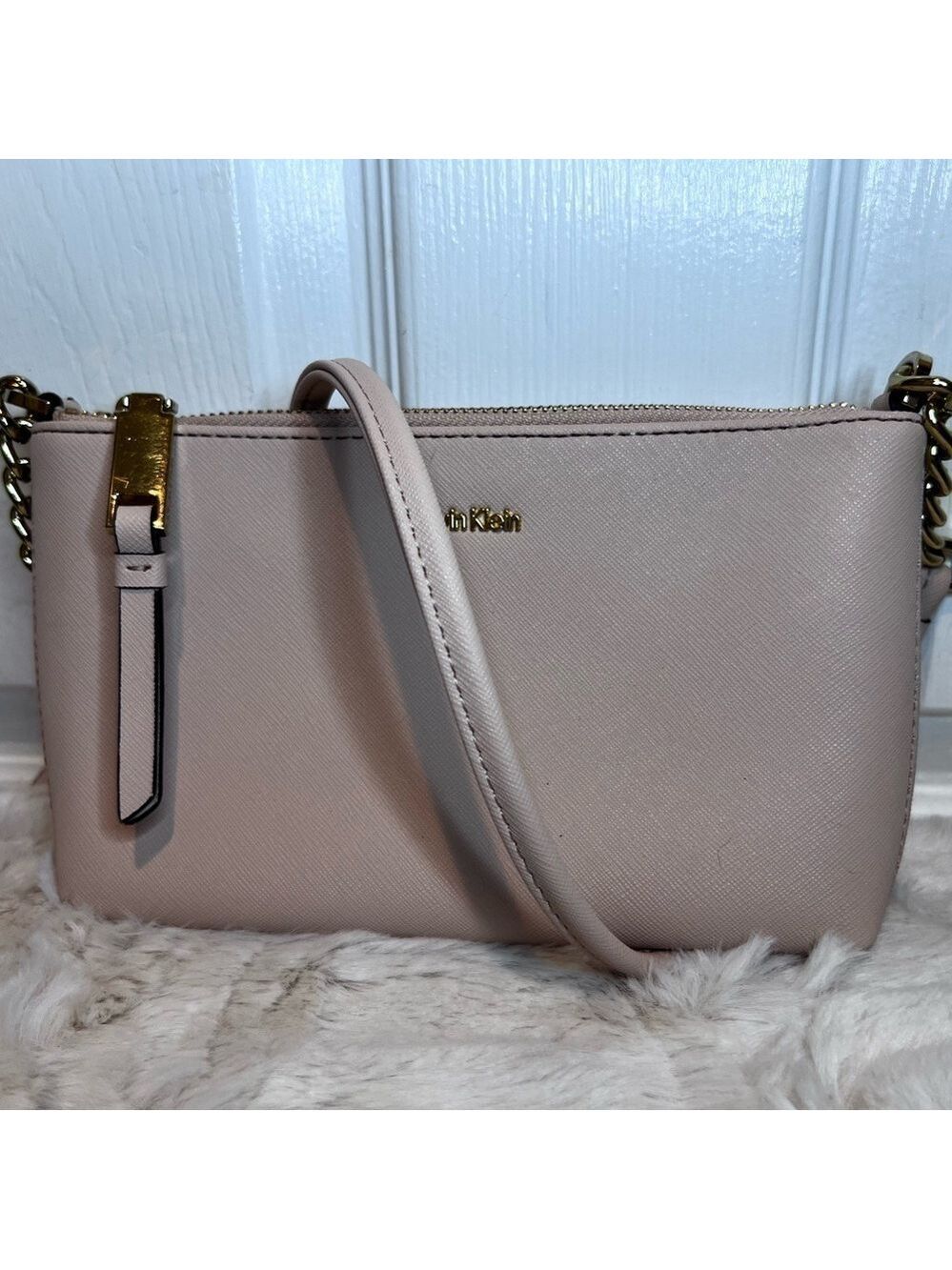 CALVIN KLEIN HAYDEN SAFFIANO LEATHER CHAIN CROSSBODY.